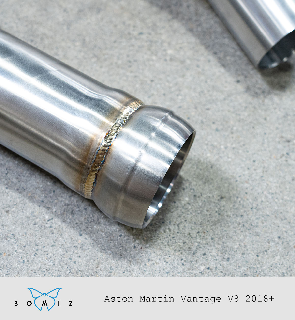 Aston Martin V8 Downpipes M177 - Bomiz